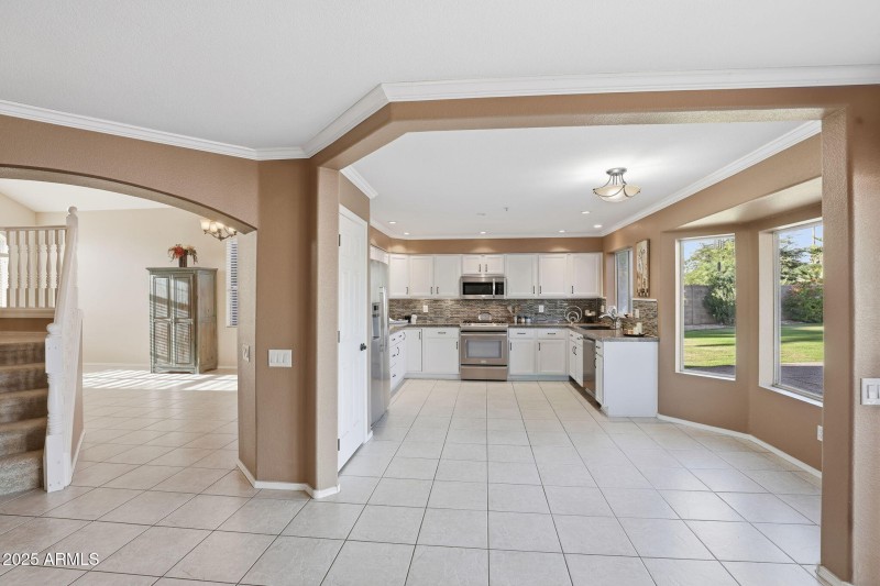 15-web-or-mls-11155 N 87th Pl Scottsdale