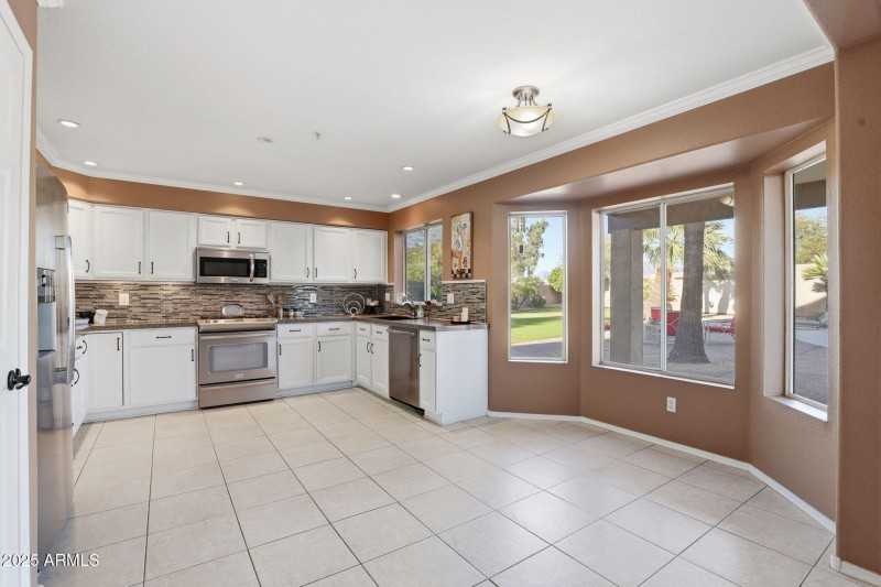 16-web-or-mls-11155 N 87th Pl Scottsdale