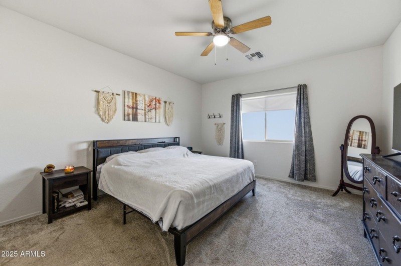 23-web-or-mls-43818 W Acacia Ave-23