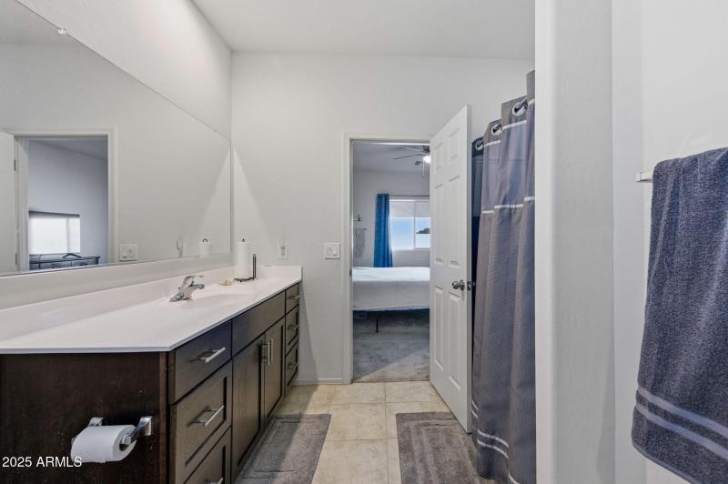 27-web-or-mls-43818 W Acacia Ave-27