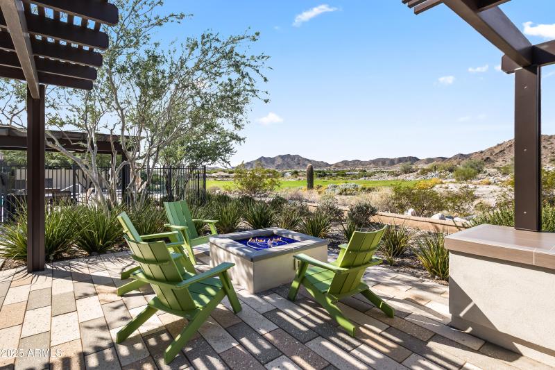 Community Views | Firepit