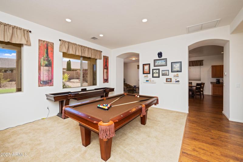 005_Living Room