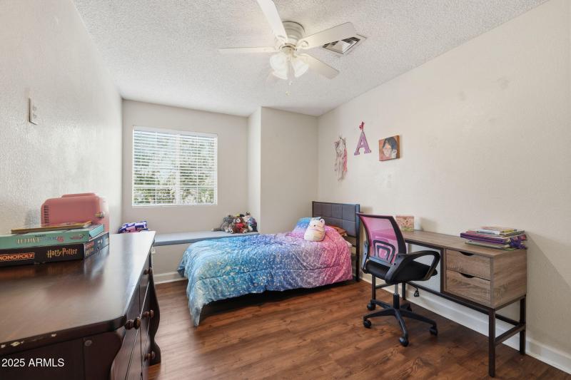 16-web-or-mls-SA107606 Lawrence Fung