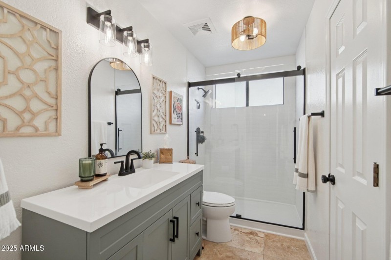 20-web-or-mls-N 62nd St-L2510-020