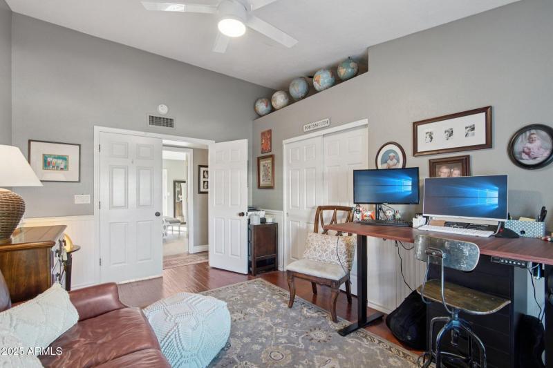 22-web-or-mls-N 62nd St-L2510-022