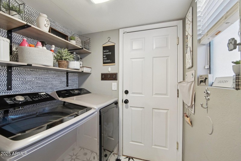 28-web-or-mls-N 62nd St-L2510-028