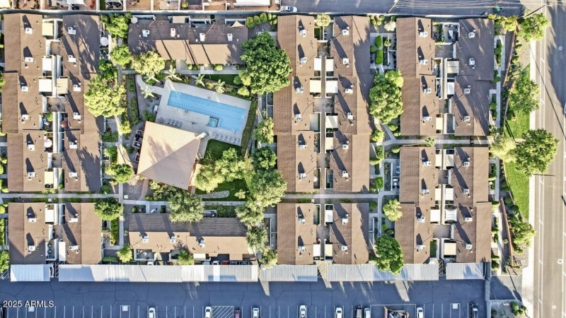 D7680CA3-A0C5-4A00-B7E7-2B0C438DAA0E_1_1