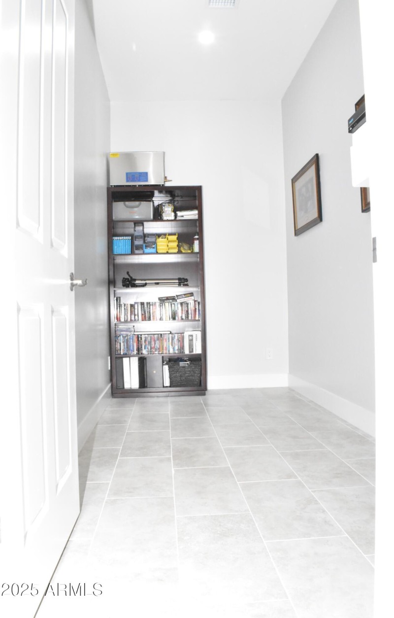 large bonus room 2392