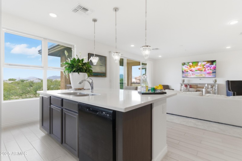 20-5100 E Rancho Paloma Dr #2040