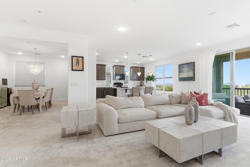 23-5100 E Rancho Paloma Dr #2040