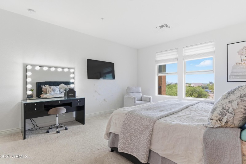 35-5100 E Rancho Paloma Dr #2040