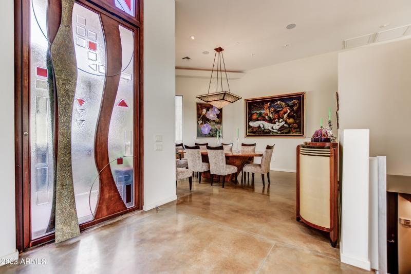 Gallery-Inspired Foyer