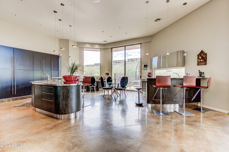 Sleek Modern Kitchen