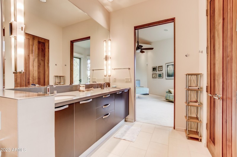 Generous Vanity Space