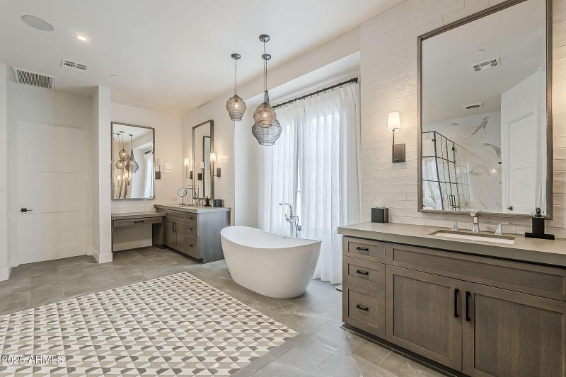 51-web-or-mls-Sunset Vista-41