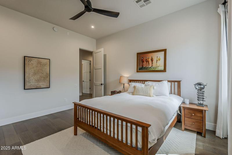 78-web-or-mls-Sunset Vista-68