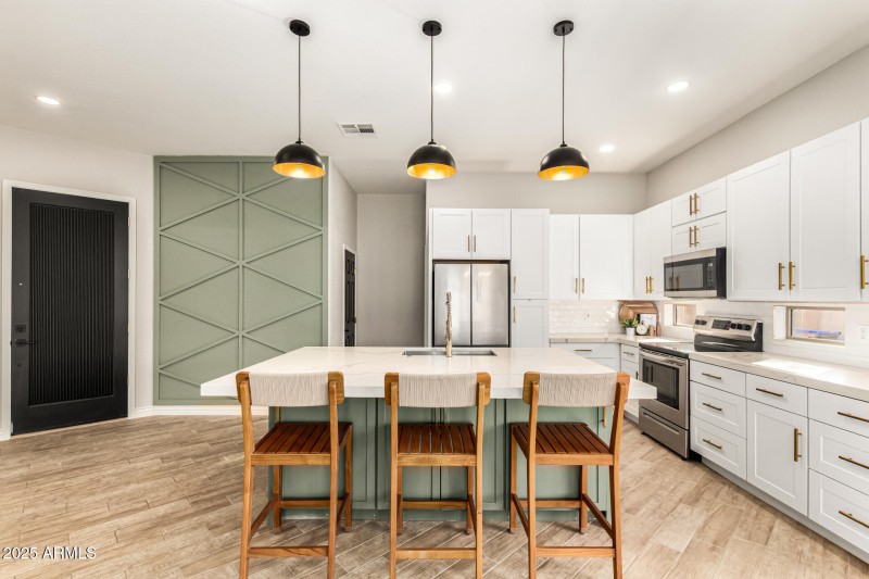 Upgraded Kitchen With Quartz Countertops