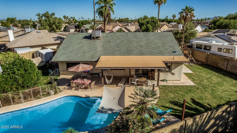 Diving pool, huge lot