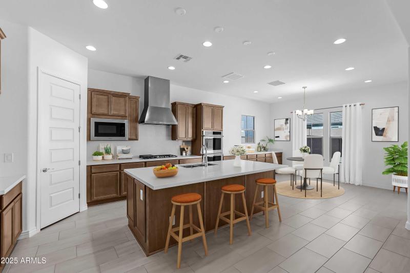 7632 W Remuda Drive ~ Ready Now!