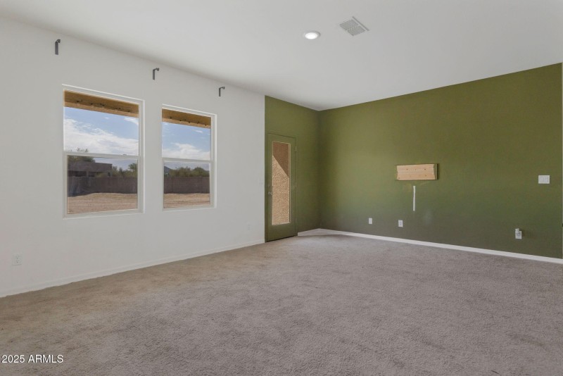 9-web-or-mls-QP-3944