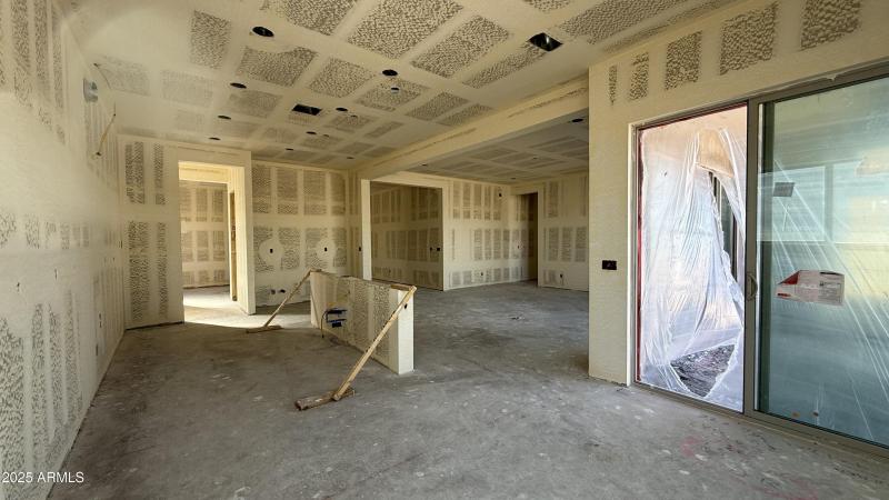 011 - Dining Nook & Kitchen