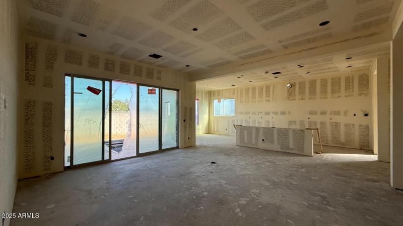 012 - Great Room & Kitchen