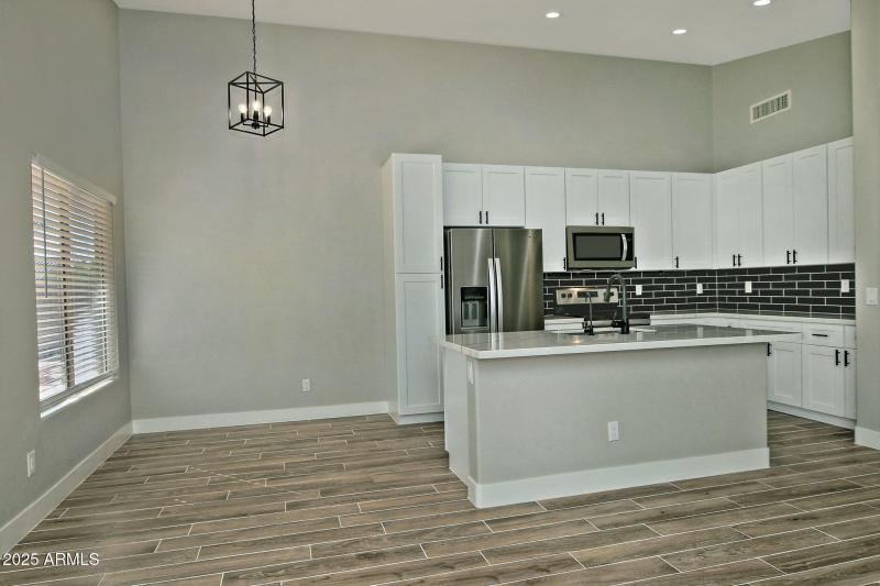 Bright & Open Kitchen