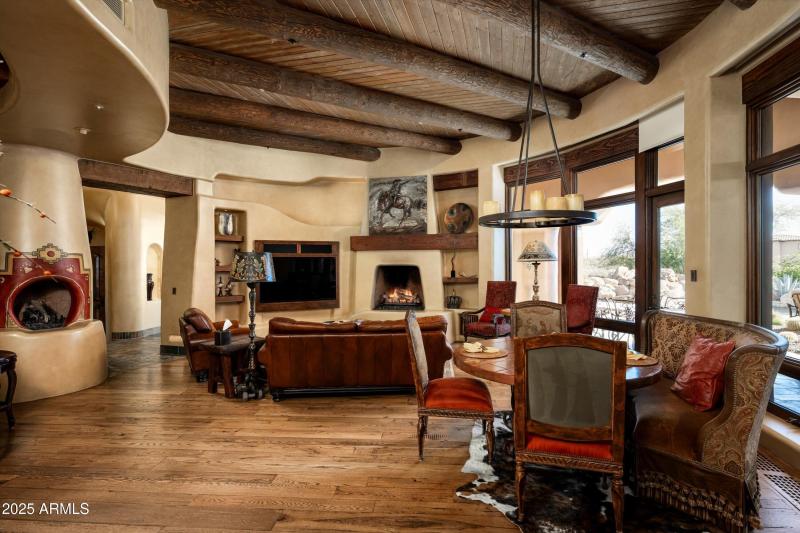 017-8681 E Artisan Pass -19