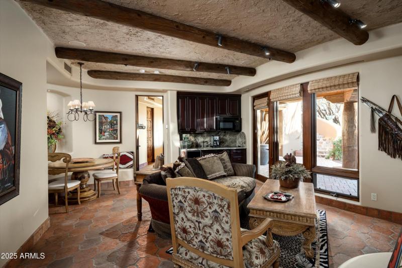 041-8681 E Artisan Pass -43