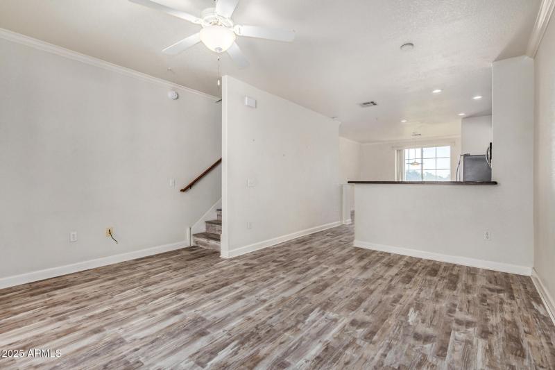 11 - Paradise Village