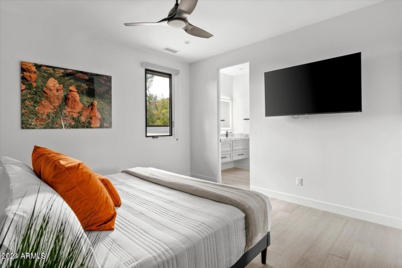 20231019224245250743000000-o