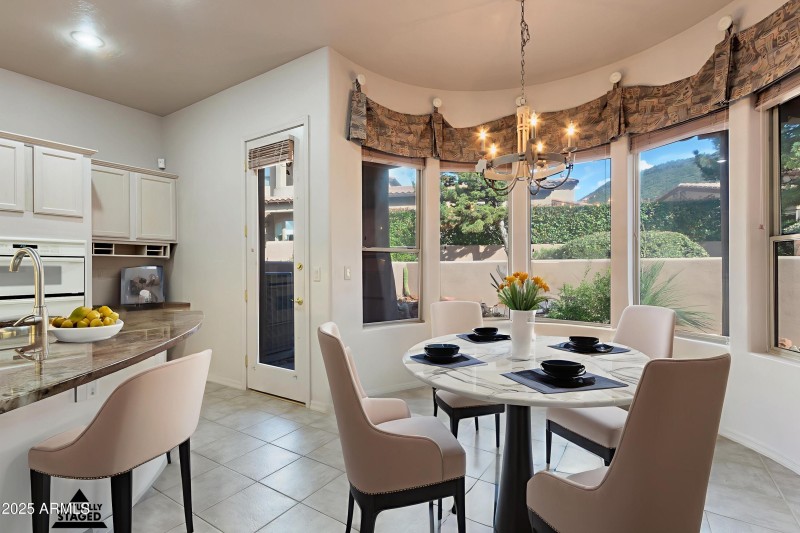 Kitchen & Dining Suite_VS