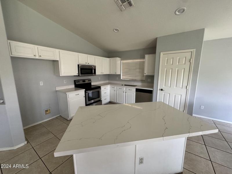 6c78d95413bf198f4fe4edcb8e1bdba3