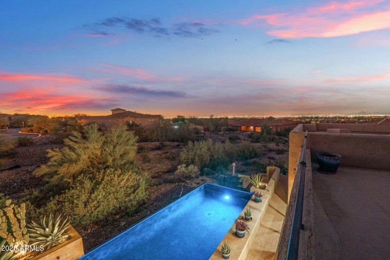 69-web-or-mls-10302 S 16th Ave - MLS Ima