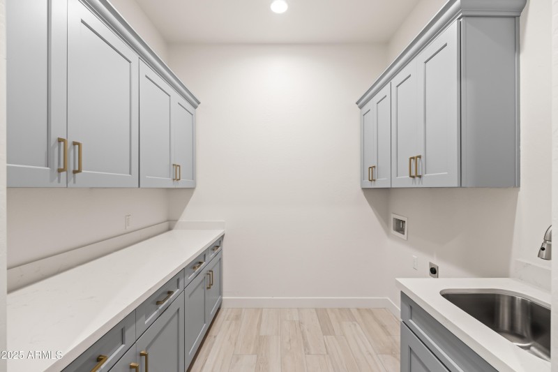 4c laundry room
