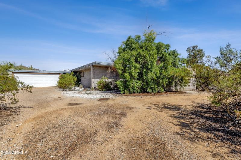 5-web-or-mls-3400-e-stanford-dr