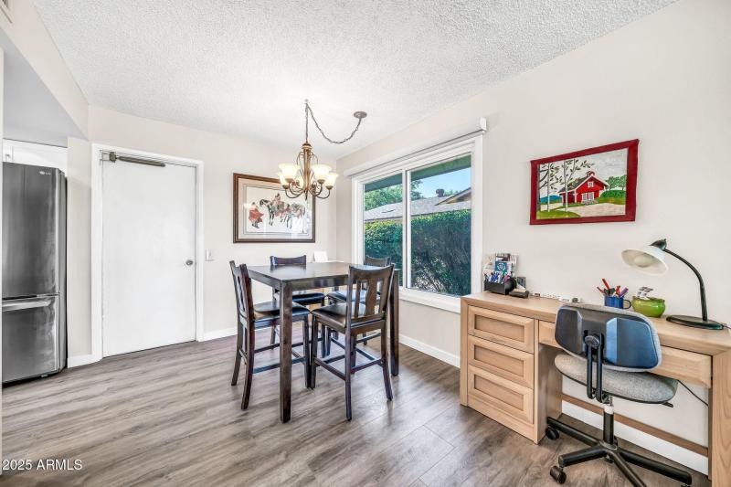 13014 W Desert Glen Dr-10