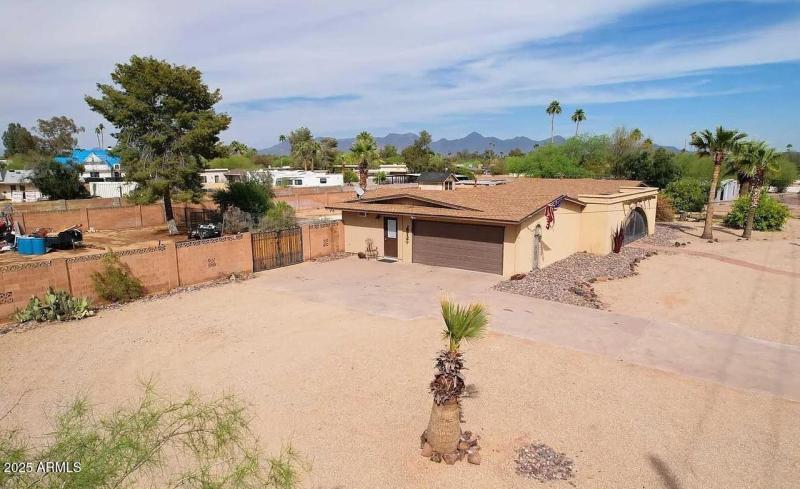 Side entry to garage