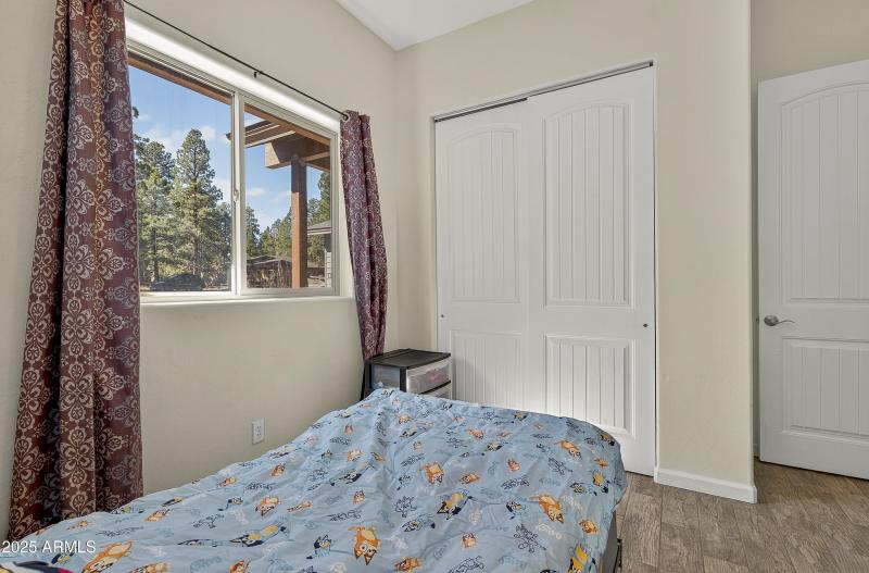 2868 W Highland Meadows Dr