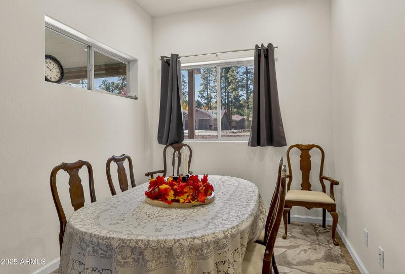 2868 W Highland Meadows Dr