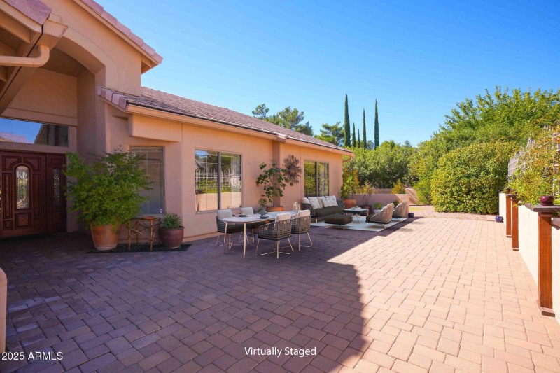 edited patio DSC03775