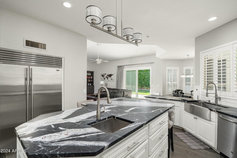 8685 E ASTER Dr (10 of 38)