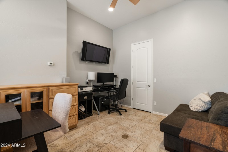 8685 E ASTER Dr (38 of 38)