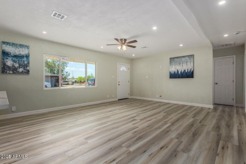 20250401191722562743000000-o