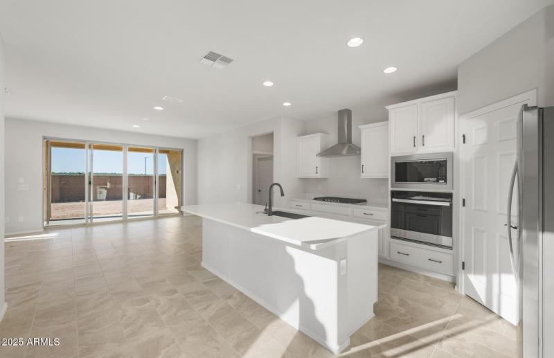 Kitchen/Cafe/Gathering Room