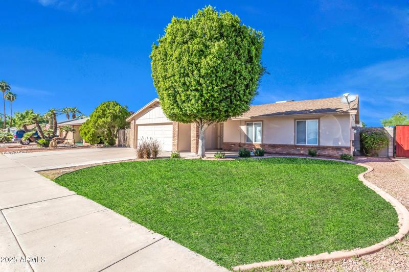 812 W Rosal Pl-2_(2048)