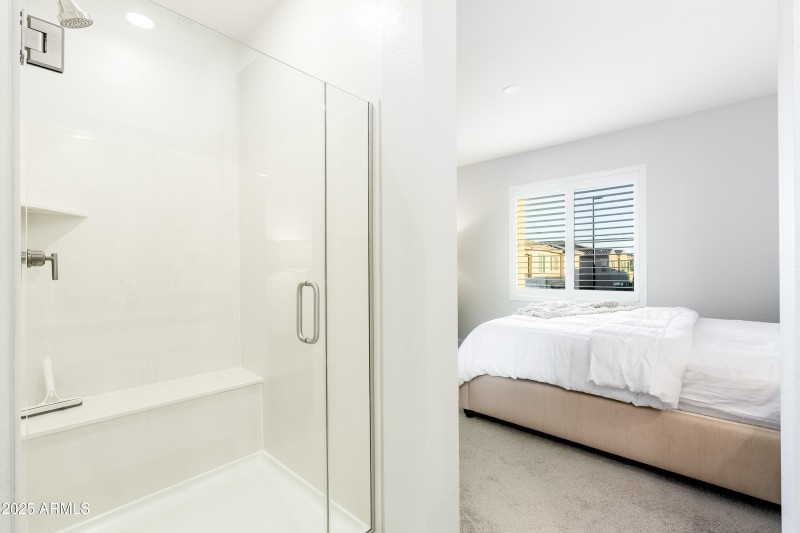 724 E Lark St UNIT 102 - 19