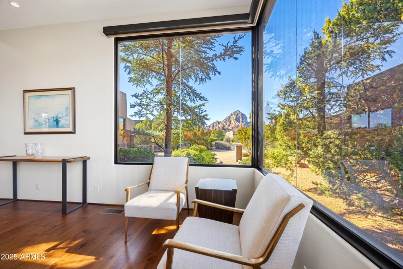 209 Calle Francesca - Living room