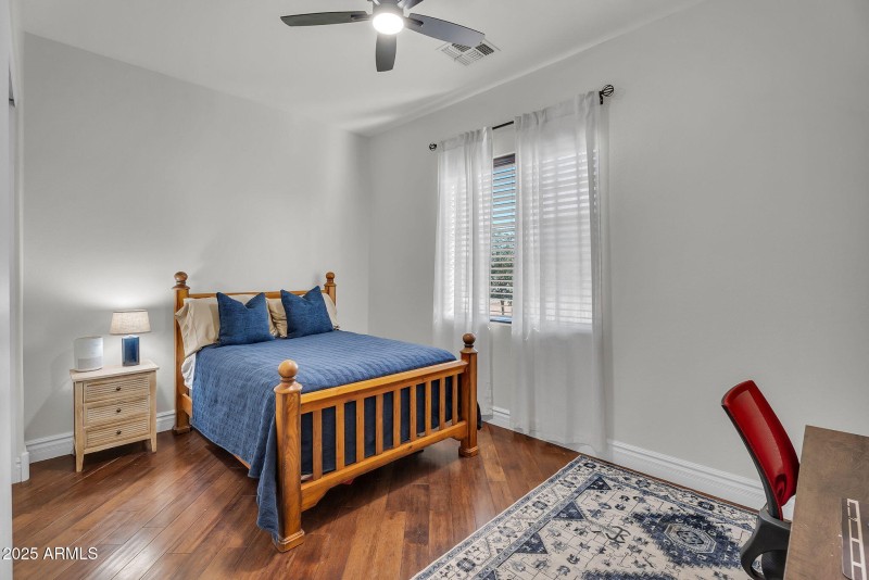 39-web-or-mls-Mews-37