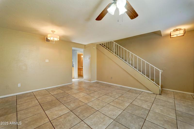 4615 N 39th Ave #8-5